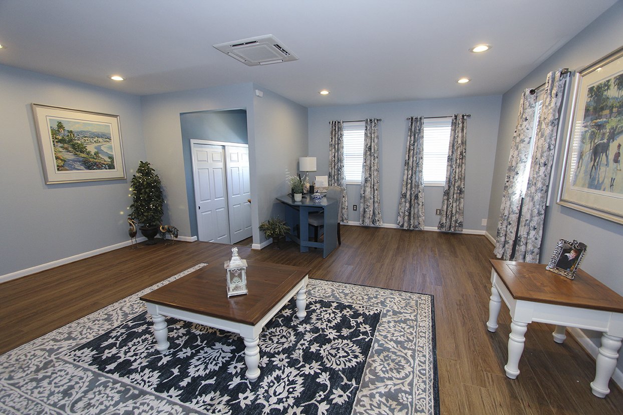 Family_room_area