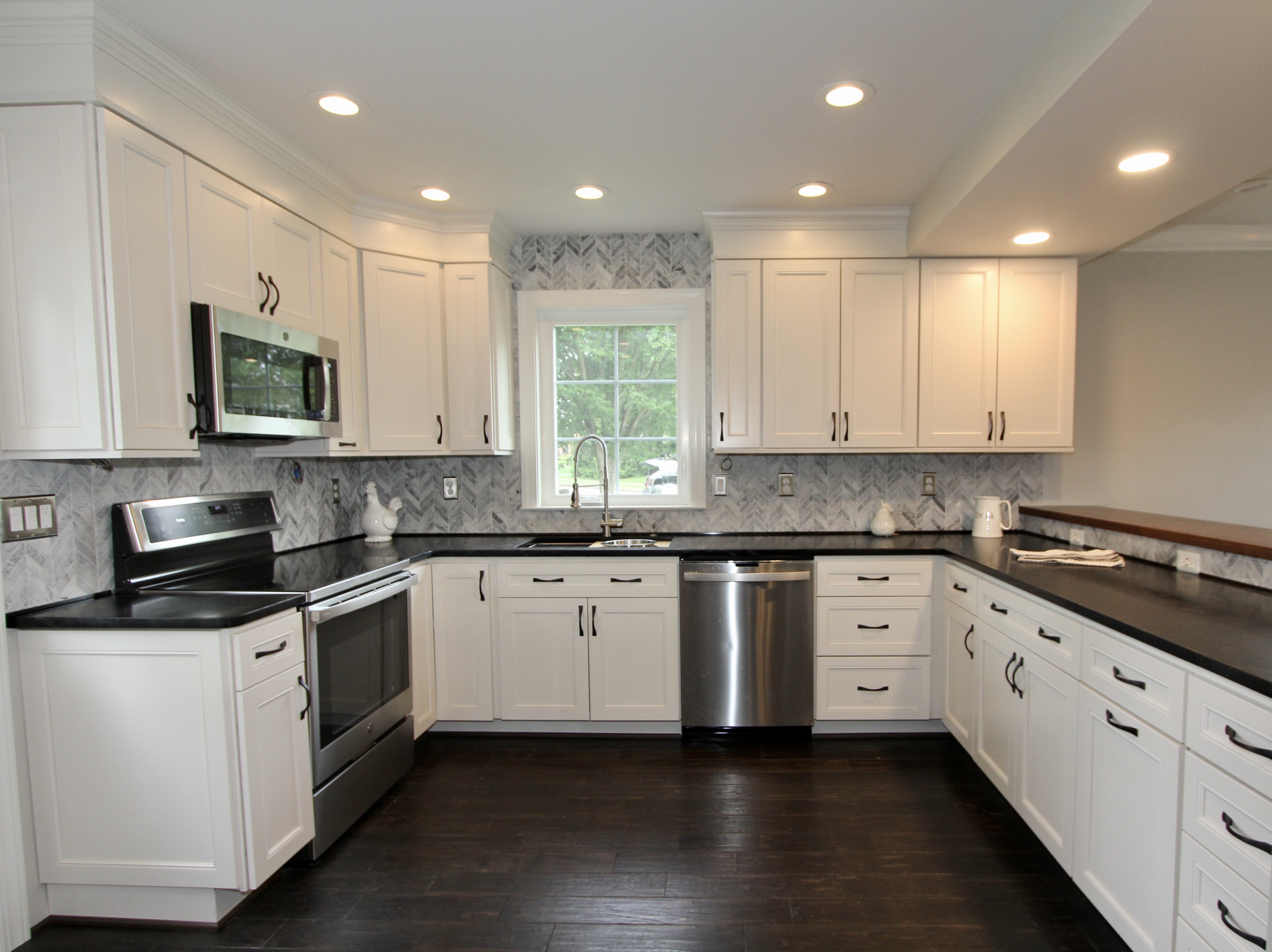 White Kitchen
